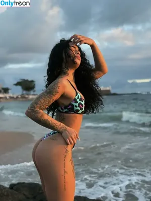 Rayssa Oliveira / Bailarina / raayoliver / raissaoliveiraof nude photo #0048