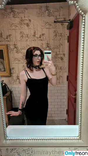 raythesuccubus / amandarayeofficial nude photo #0066