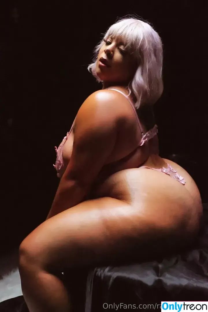 rayvenbaxter nude photo #0001 (rayvenbaxter)