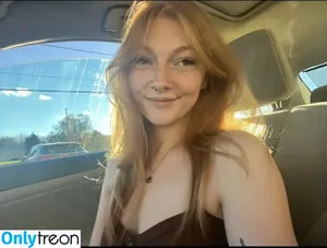 React GirlsYT / chinglishreactions / imon_Snow nude photo #0180