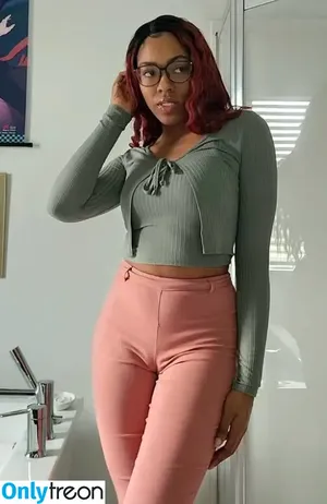 React GirlsYT / chinglishreactions / imon_Snow nude photo #0183