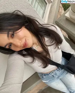 React GirlsYT / chinglishreactions / imon_Snow nude photo #0193