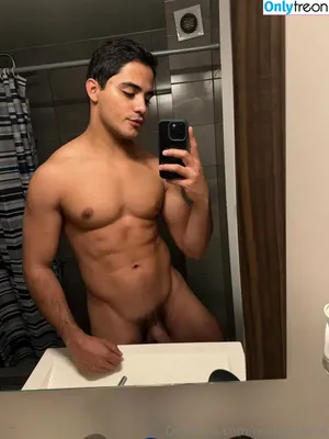  nude photo #0003