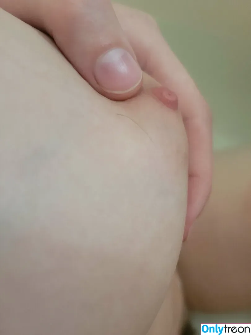 Real_Owl nude photo #0101 (Karra / real.karra)