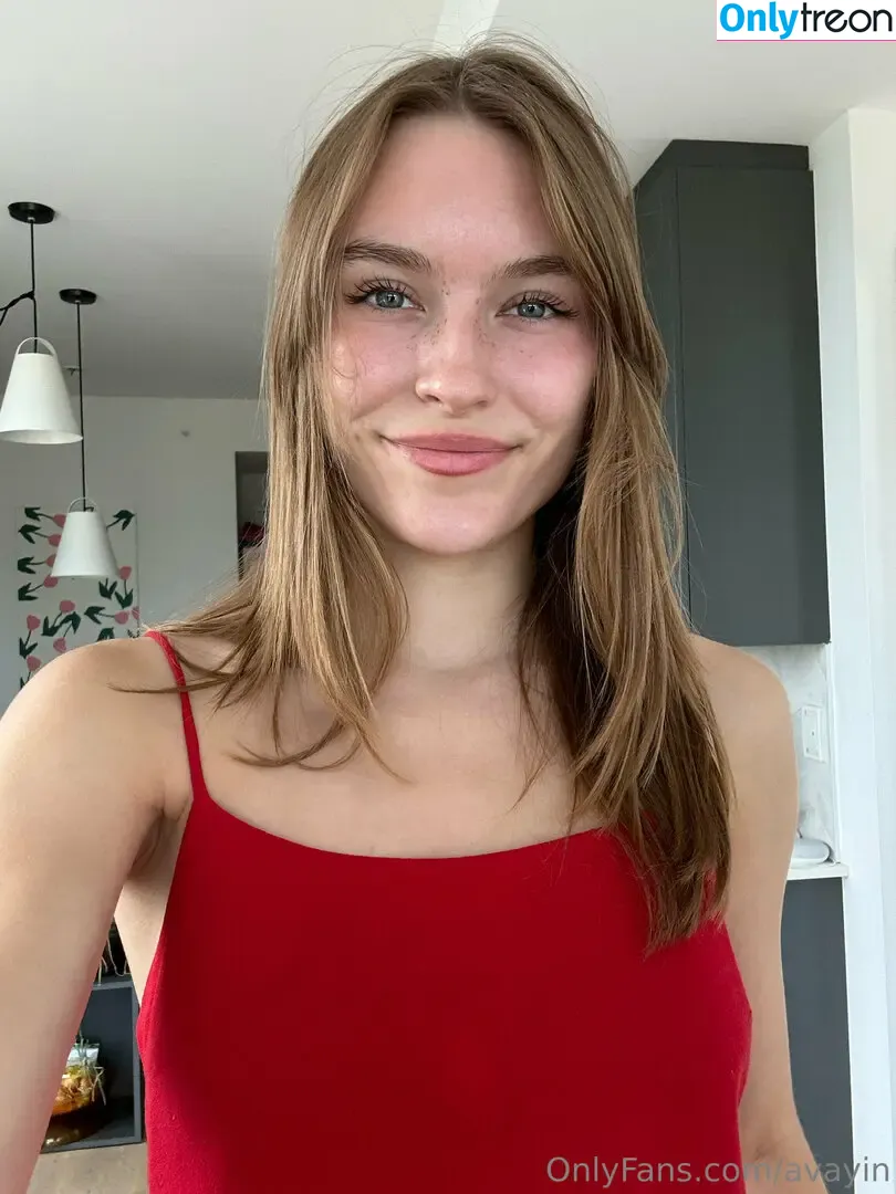 realavabella голая photo #0001 (realavabella)