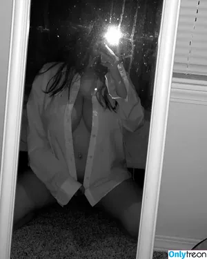 realhawwtgirlshiiiiit / realhawwt nude photo #0001