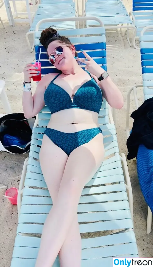 realhawwtgirlshiiiiit голая photo #0049 (realhawwt)