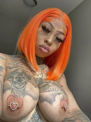 realkaaybrazy / biggkaaybrazyyy фото голая #0013
