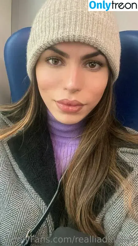 Realliadinelly голая photo #0043 (liadinelly_ / realliadinellyy)