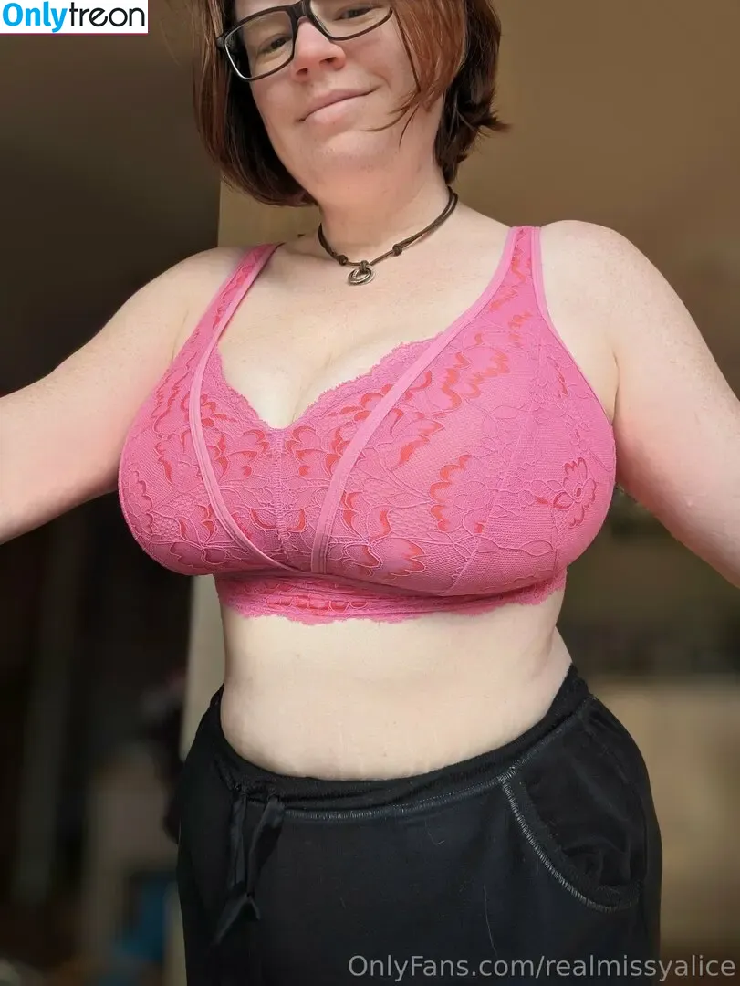realmissyalice nude photo #0027 (adventurousalice)
