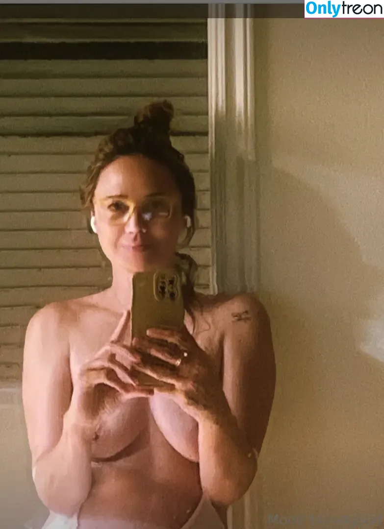 realmoonbloodgood nude photo #0158 (realmoonbloodgood)