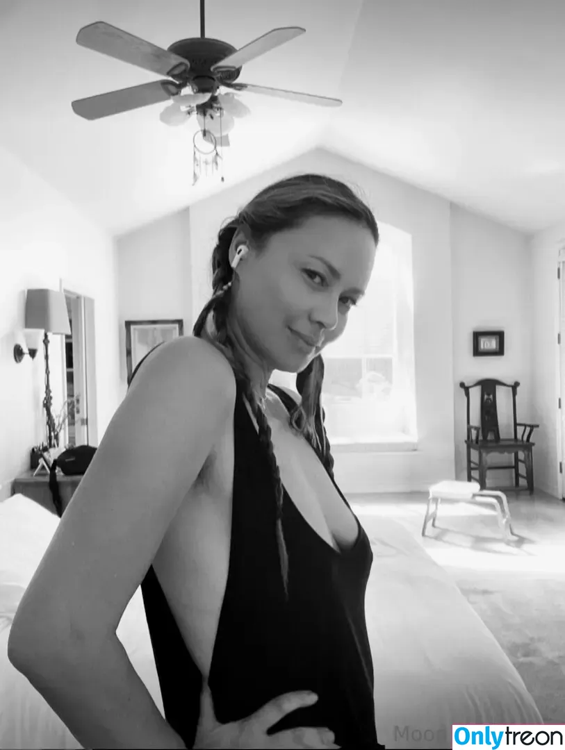 realmoonbloodgood nude photo #0164 (realmoonbloodgood)