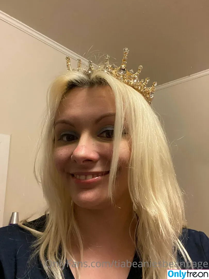 realprincesstiabeanie nude photo #0039 (realprincesstiabeanie)