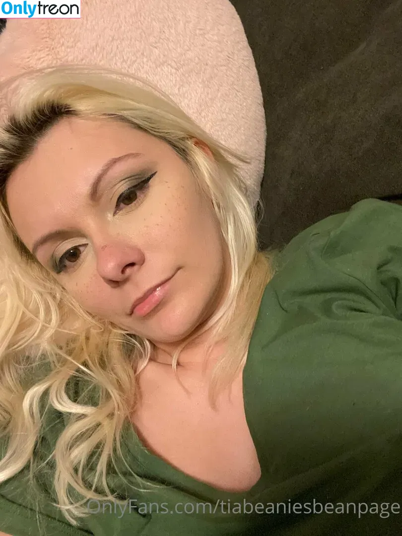 realprincesstiabeanie nude photo #0042 (realprincesstiabeanie)