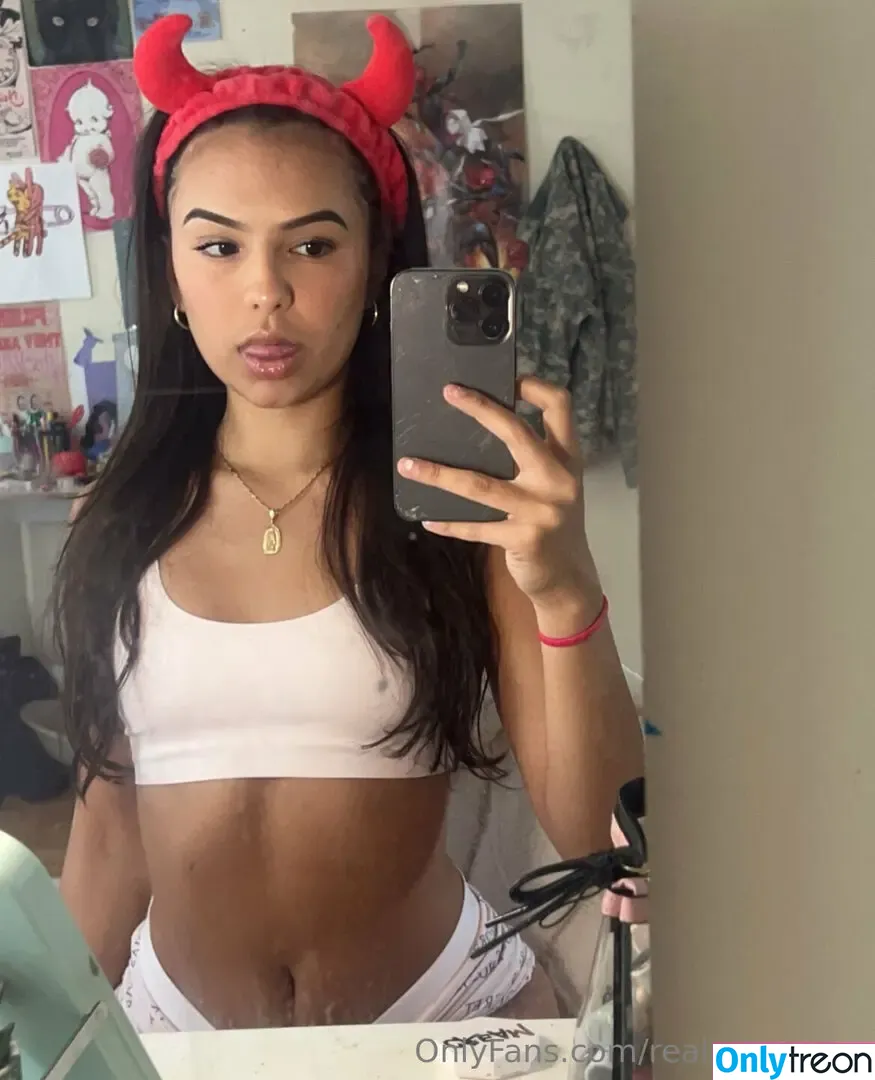 realselenarae nude photo #0035 (realselenarae)