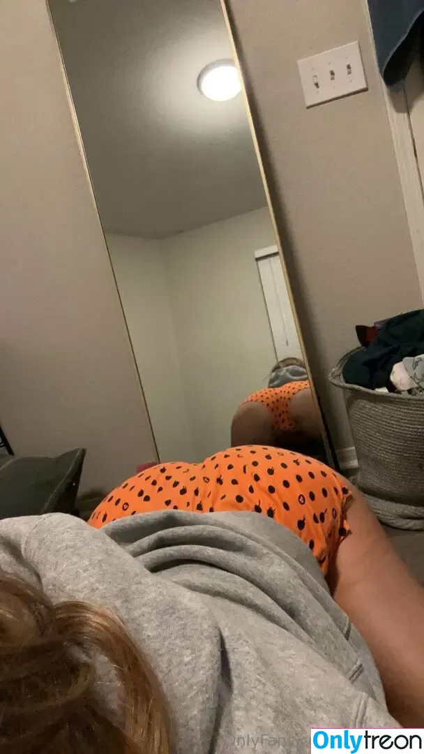 Reannon nude photo #0034 (itz_reannon_1 / rhiannon_skyes)