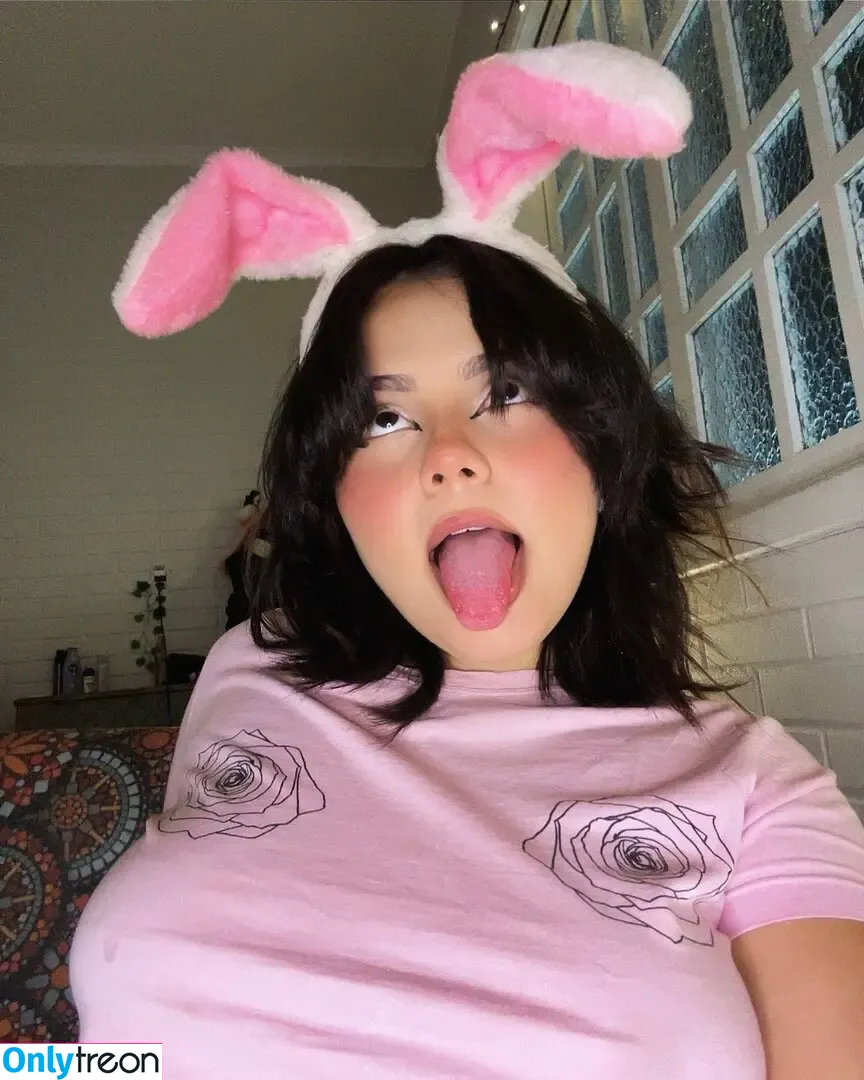 Rebeca Kamila nude photo #0003 (rebecakamilass)