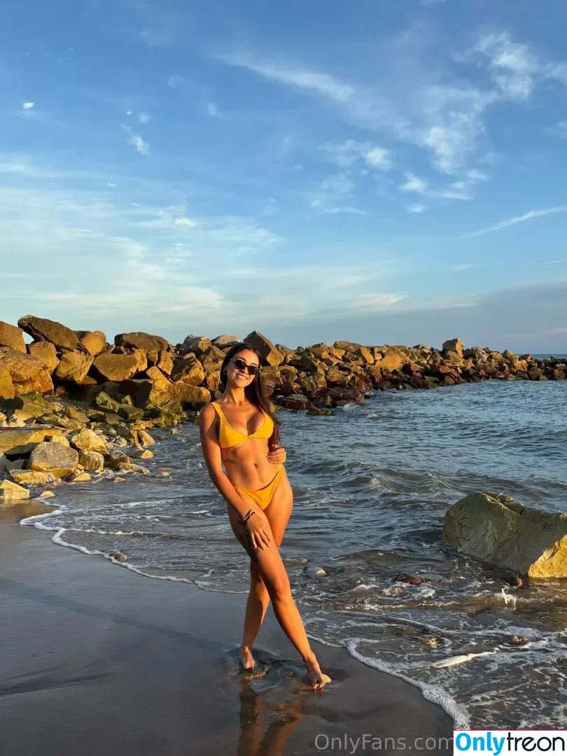rebecalou голая photo #0042 (rebecalou)