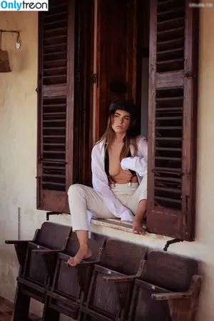 Rebecca Bagnol / _rebeccabagnol / bagnolrebecca / rebeccabagnolcolombia nude photo #0503