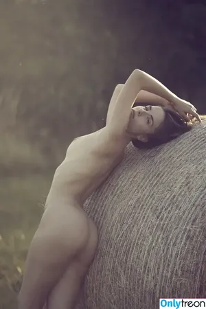 Rebecca Bagnol / _rebeccabagnol / bagnolrebecca / rebeccabagnolcolombia nude photo #0751