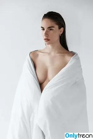 Rebecca Bagnol / _rebeccabagnol / bagnolrebecca / rebeccabagnolcolombia nude photo #0954