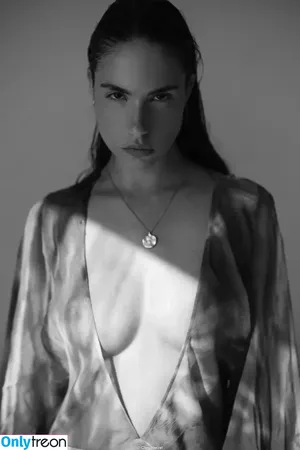 Rebecca Bagnol / _rebeccabagnol / bagnolrebecca / rebeccabagnolcolombia nude photo #0983