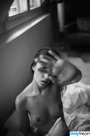Rebecca Bagnol / _rebeccabagnol / bagnolrebecca / rebeccabagnolcolombia nude photo #1135