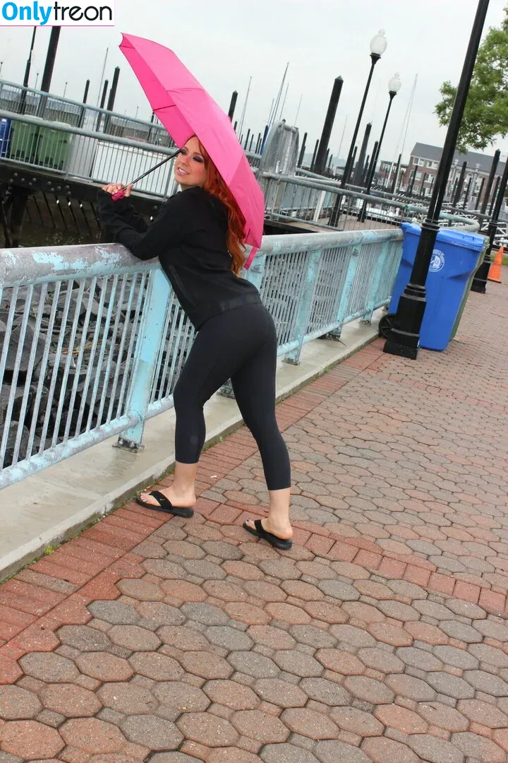 Rebecca Berardi голая photo #0100 (Becky Berardi / badassbeckyshow)