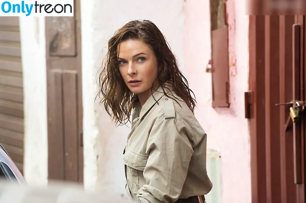 Rebecca Ferguson nude photo #0315 (officialrebeccaferguson)