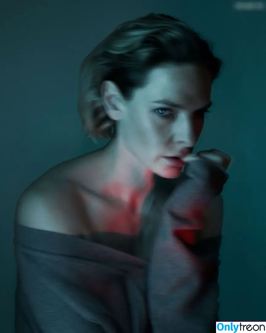 Rebecca Ferguson nude photo #0326 (officialrebeccaferguson)