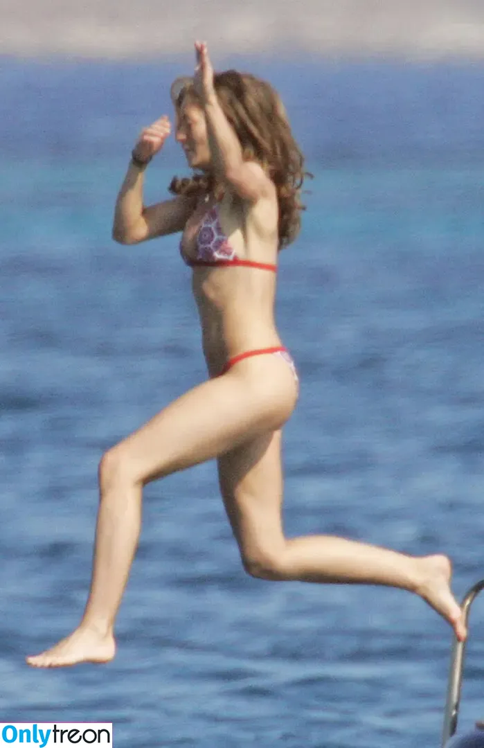 Rebecca Gayheart nude photo #0103 (rebeccagayheartdane)