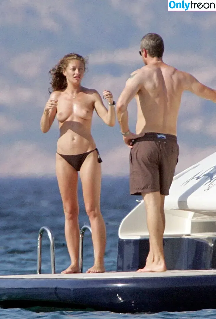 Rebecca Gayheart nude photo #0111 (rebeccagayheartdane)