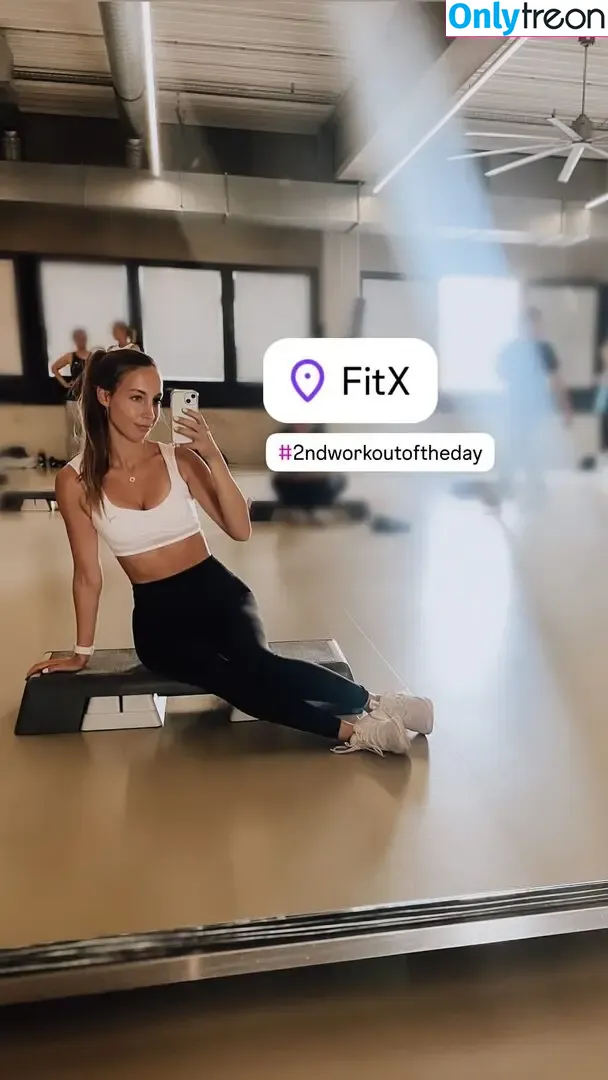 Rebecca Looschelders голая photo #0026 (rebecca9996 / rebeccacambria_free)
