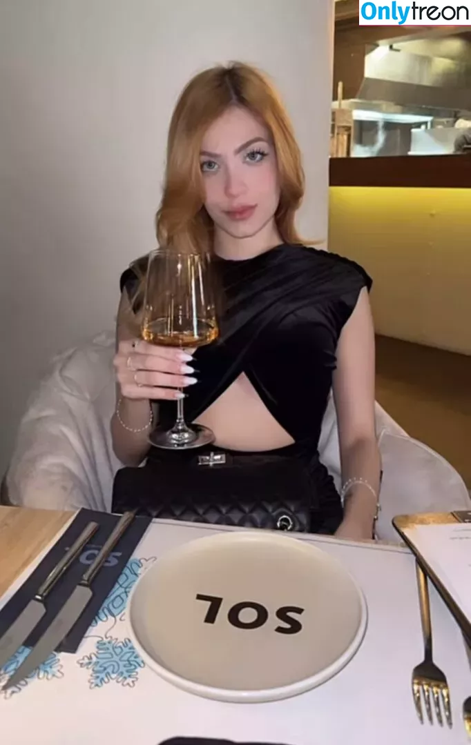 Rebecca Pavanelli голая photo #0211 (closedapavanelli)