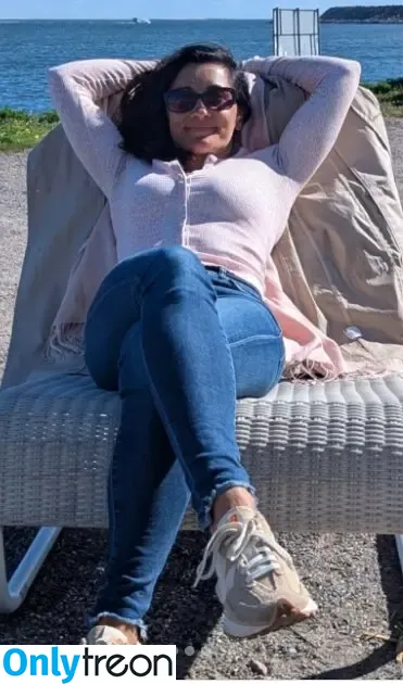 Rebecca Sarker голая photo #0049 (rebeccasarker)