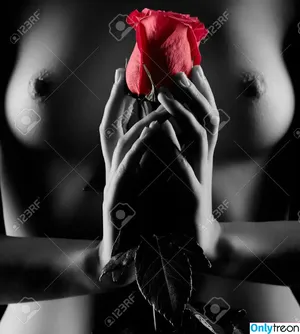 Red Rose / redrose.lacubana000 nude photo #0137