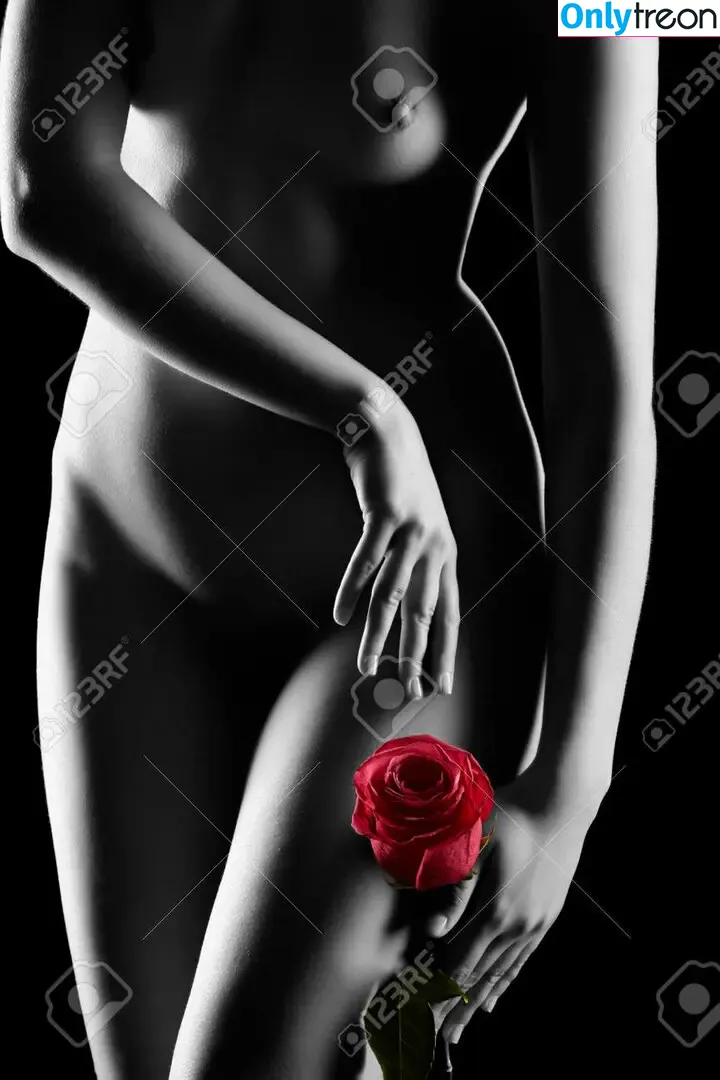 Red Rose nude photo #0138 (redrose.lacubana000)