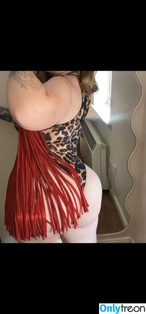 Red_x nude photo #0004 (Red_x777 / rednymph.x)