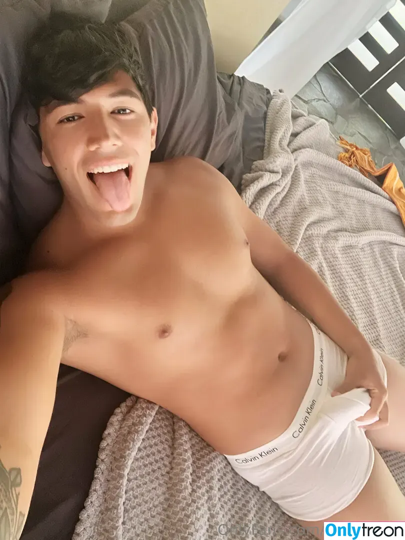 redboyxita nude photo #0019 (redboxerboy)