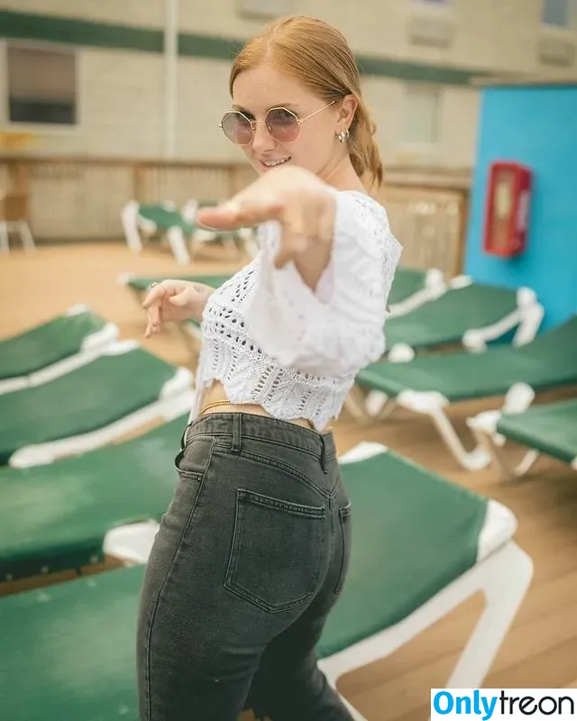 Redfromthenorth nude photo #0012 (Natalie Lust / teeellgee)