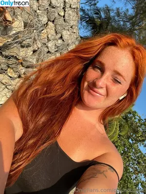 redheadoliva / taylorforthepeople nude photo #0001