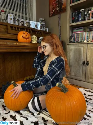 redheadwinner94 / thirsty_nova nude photo #0103