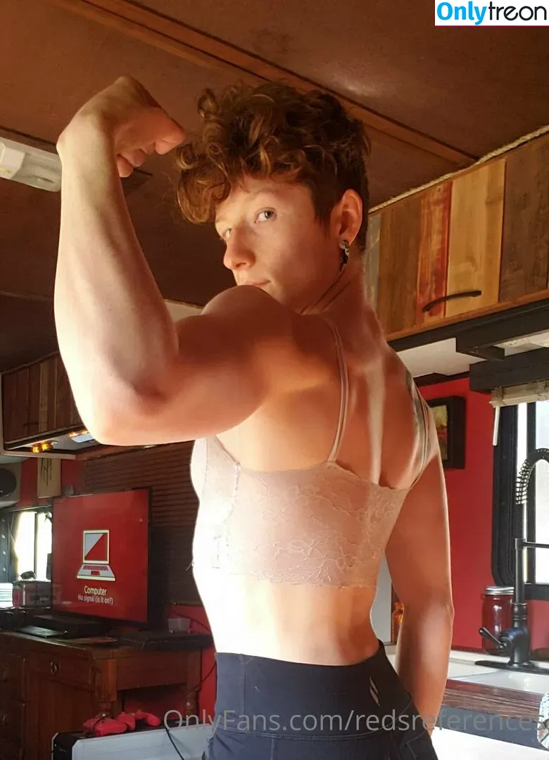 redsreferences nude photo #0075 (reddoodlesart)