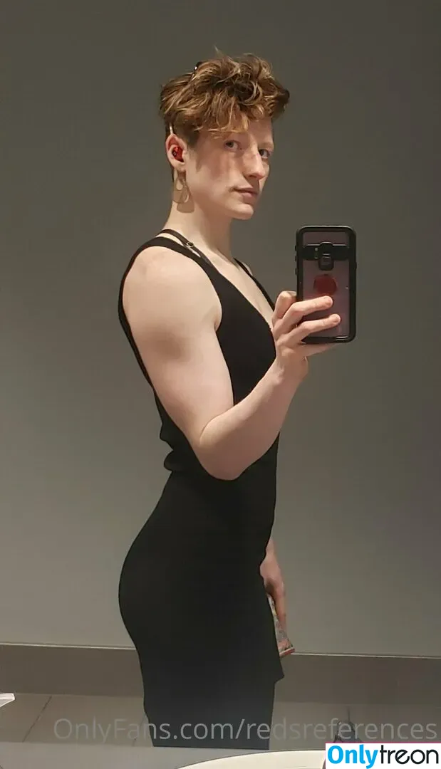 redsreferences nude photo #0082 (reddoodlesart)