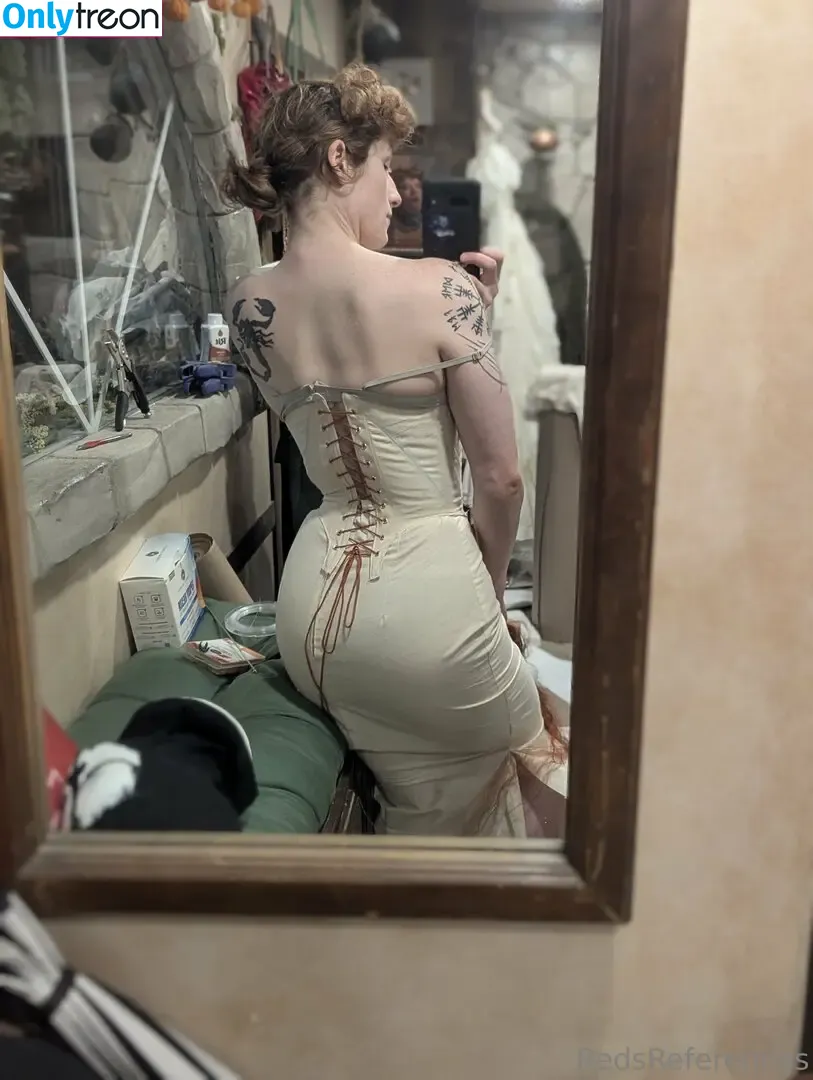 redsreferences nude photo #0414 (reddoodlesart)