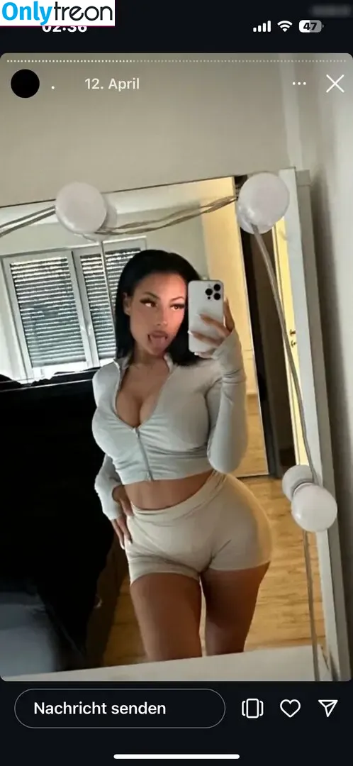 reealmina nude photo #0007 (reealmina)