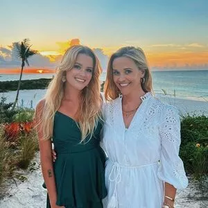 Reese Witherspoon / reesew / reesewitherspoon фото голая #0113