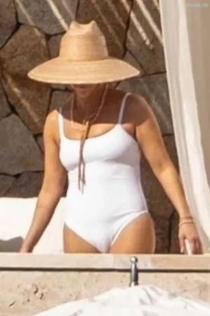 Reese Witherspoon / reesew / reesewitherspoon nude photo #0222