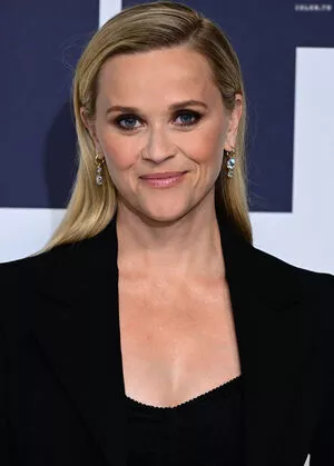 Reese Witherspoon / reesew / reesewitherspoon nude photo #0352