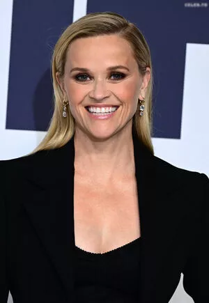 Reese Witherspoon / reesew / reesewitherspoon nude photo #0356